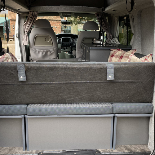 2011 Renault Trafic 2.0DCi Camper Van 2 Berth PRO Conversion Chapel Motorhomes