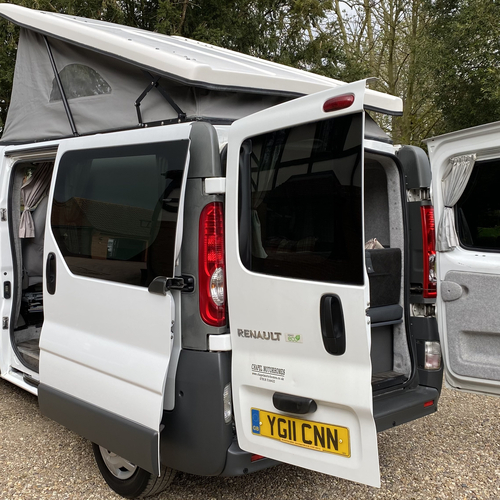 2011 Renault Trafic 2.0DCi Camper Van 2 Berth PRO Conversion Chapel Motorhomes