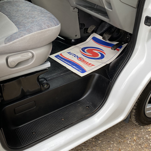 2011 Renault Trafic 2.0DCi Camper Van 2 Berth PRO Conversion Chapel Motorhomes