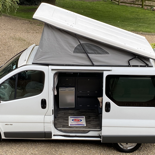 2011 Renault Trafic 2.0DCi Camper Van 2 Berth PRO Conversion Chapel Motorhomes