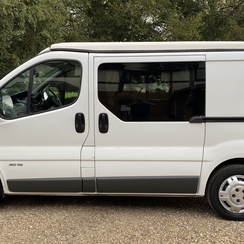 2011 Renault Trafic 2.0DCi Camper Van 2 Berth PRO Conversion Chapel Motorhomes