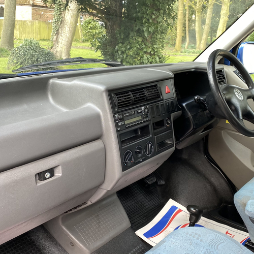 2004 Bilbo's Celeste Camper Van 2 Berth VW Transporter LWB T4 2.5 TDi AUTOMATIC
