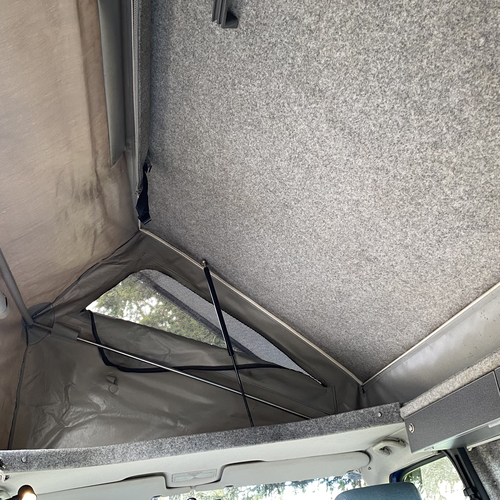 2004 Bilbo's Celeste Camper Van 2 Berth VW Transporter LWB T4 2.5 TDi AUTOMATIC