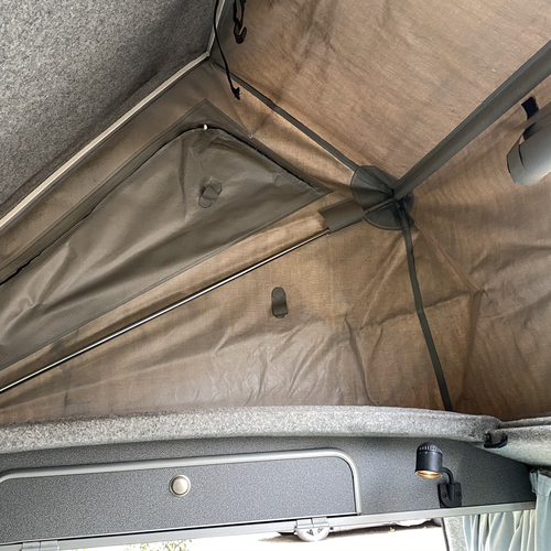 2004 Bilbo's Celeste Camper Van 2 Berth VW Transporter LWB T4 2.5 TDi AUTOMATIC