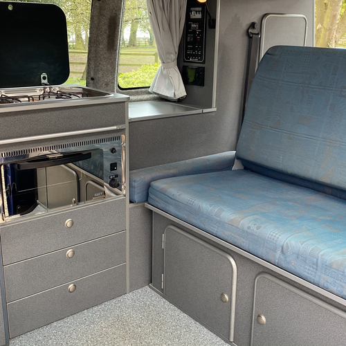 2004 Bilbo's Celeste Camper Van 2 Berth VW Transporter LWB T4 2.5 TDi AUTOMATIC