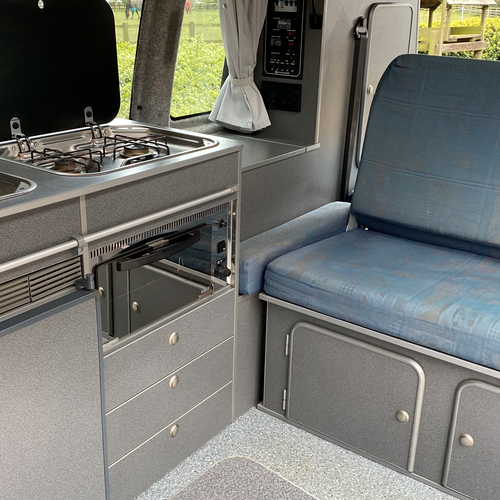 2004 Bilbo's Celeste Camper Van 2 Berth VW Transporter LWB T4 2.5 TDi AUTOMATIC