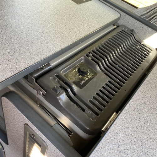 1999 Nissan ElGrande 3.0TDi Automatic Camper Day Van 4 Berth El Grande