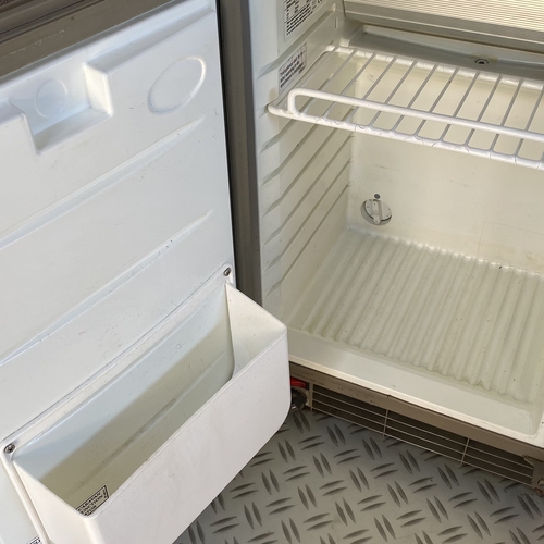 2001 (51)reg VW Transporter T4 Camper Van 4 Berth Yellow SWB 2.5 TDi 5cyl