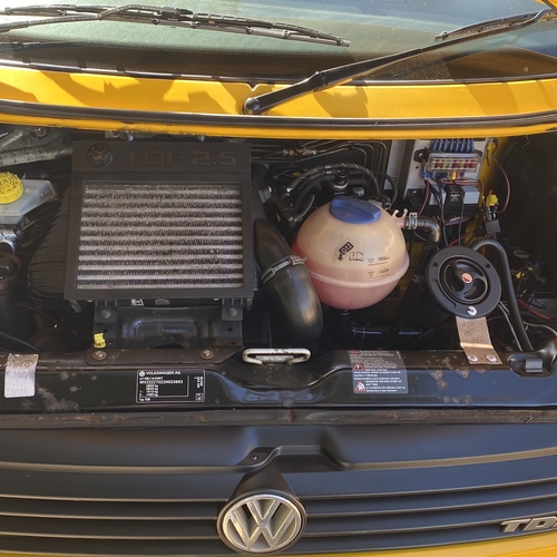 2001 (51)reg VW Transporter T4 Camper Van 4 Berth Yellow SWB 2.5 TDi 5cyl