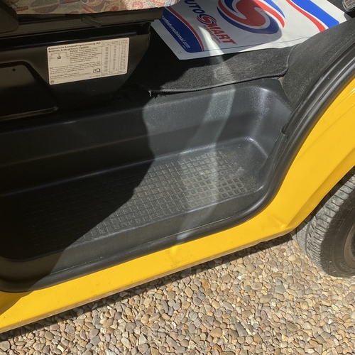 2001 (51)reg VW Transporter T4 Camper Van 4 Berth Yellow SWB 2.5 TDi 5cyl
