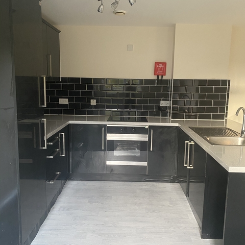 QUEENSWAY, BLETCHLEY - TWO BEDROOM 