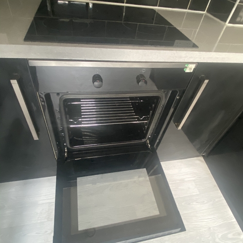 QUEENSWAY, BLETCHLEY - TWO BEDROOM 