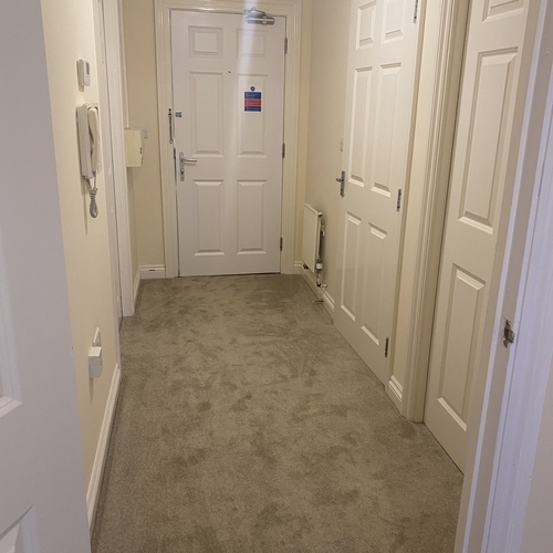 QUEENSWAY, BLETCHLEY - 2 BEDROOM 2 BATHROOM