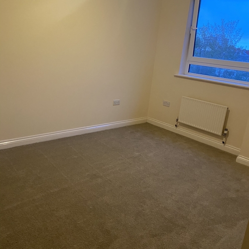 QUEENSWAY, BLETCHLEY - 2 BEDROOM 2 BATHROOM