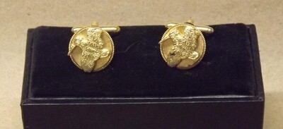 Cufflinks