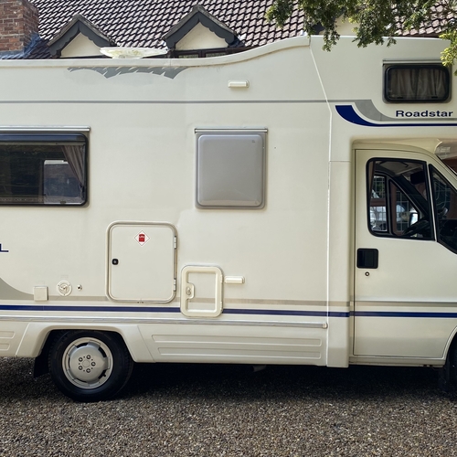 Lunar Roadstar 570LR 4 Berth Motorhome - 1999 Fiat Ducato 2.8TD