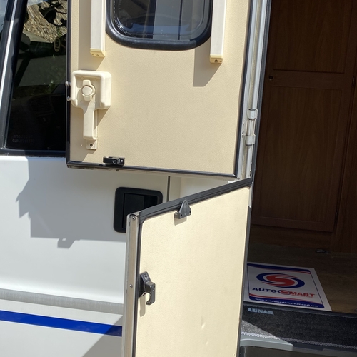 Lunar Roadstar 570LR 4 Berth Motorhome - 1999 Fiat Ducato 2.8TD