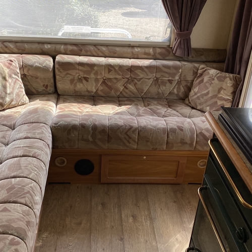 Lunar Roadstar 570LR 4 Berth Motorhome - 1999 Fiat Ducato 2.8TD