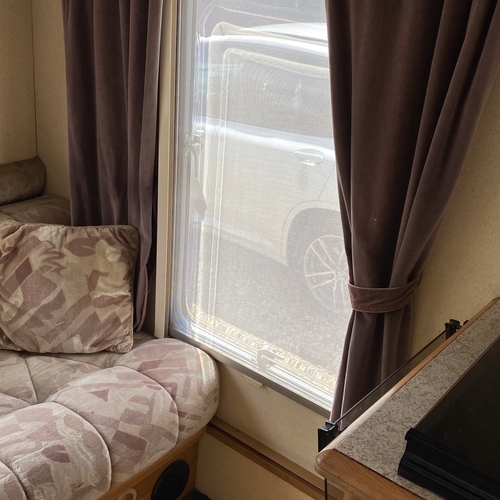 Lunar Roadstar 570LR 4 Berth Motorhome - 1999 Fiat Ducato 2.8TD