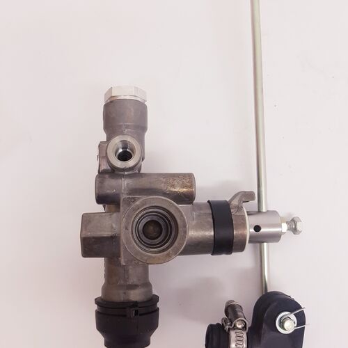 SV1447 (II34910) Levelling Valve