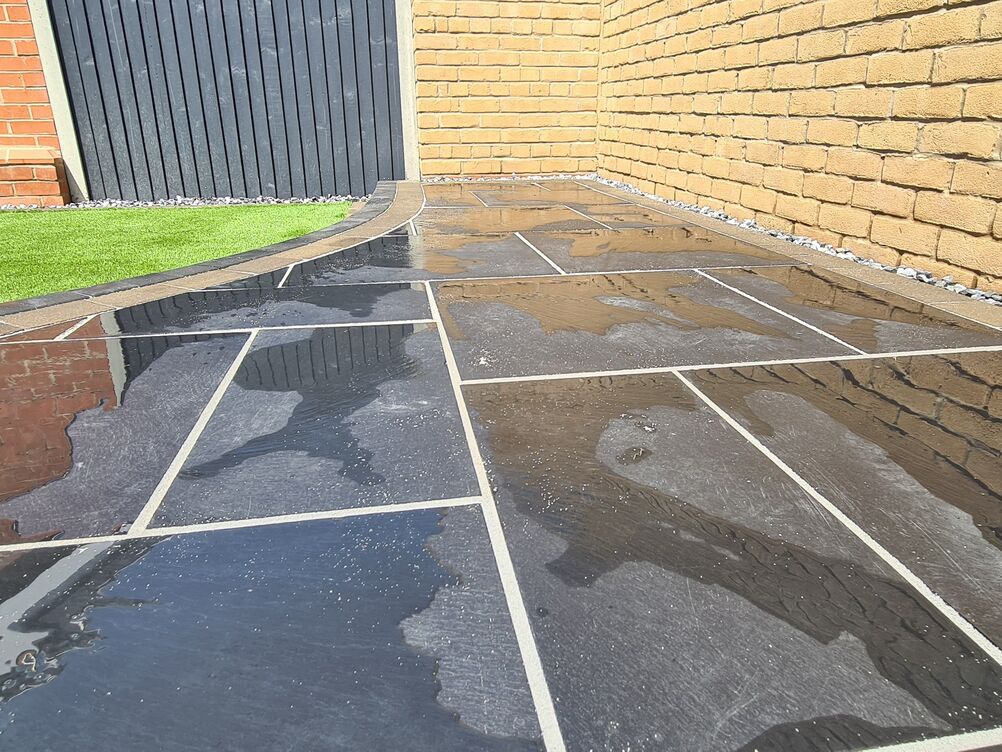 Gallery | Hd Landscaping | Landscape Gardening | Garden Maintenance Leighton Buzzard | Garden Design Bedfordshire