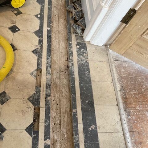Gallery | A J B Ceramics | Tile Cleaning Leicester | Tile Restoration Leicestershire | Tile Polishing Nottinghamshire