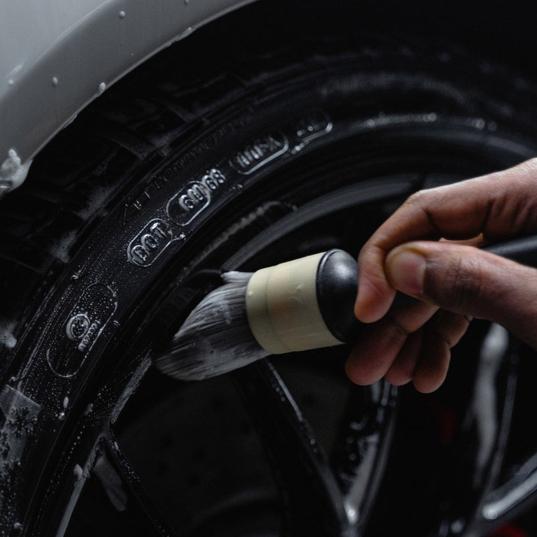 Indoor secure classic supercar storage cheap competitive