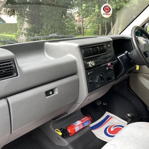 1998 VW Transporter T4 Camper Van 2 Berth PRO conversion AUTOMATIC 65007 Miles