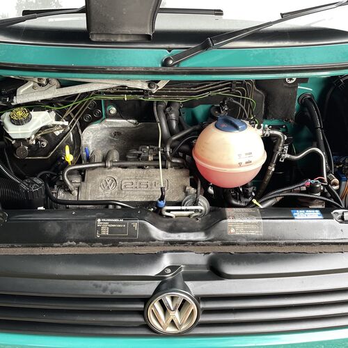 1998 VW Transporter T4 Camper Van 2 Berth PRO conversion AUTOMATIC 65007 Miles