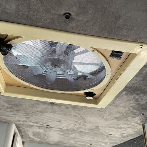 Toyota Dyna Motorhome 4 Berth 2.8TD Automatic 70330 miles 1997 Model