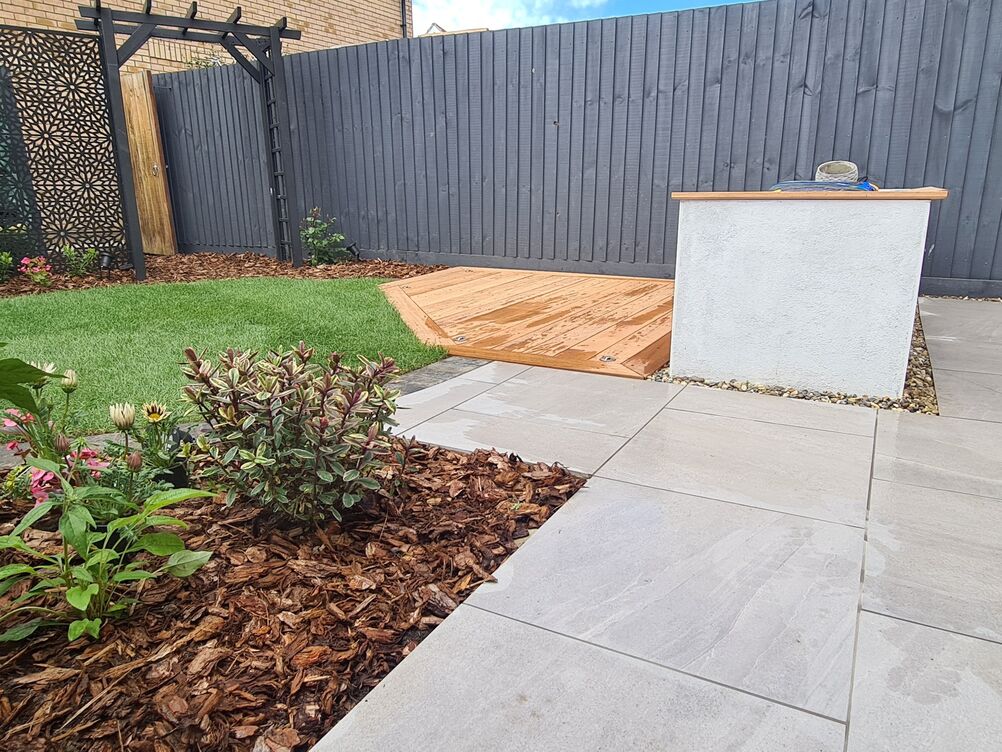 Gallery | Hd Landscaping | Landscape Gardening | Garden Maintenance Leighton Buzzard | Garden Design Bedfordshire