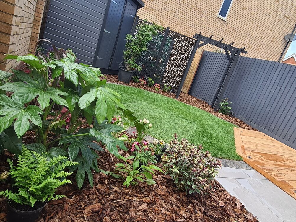 Gallery | Hd Landscaping | Landscape Gardening | Garden Maintenance Leighton Buzzard | Garden Design Bedfordshire