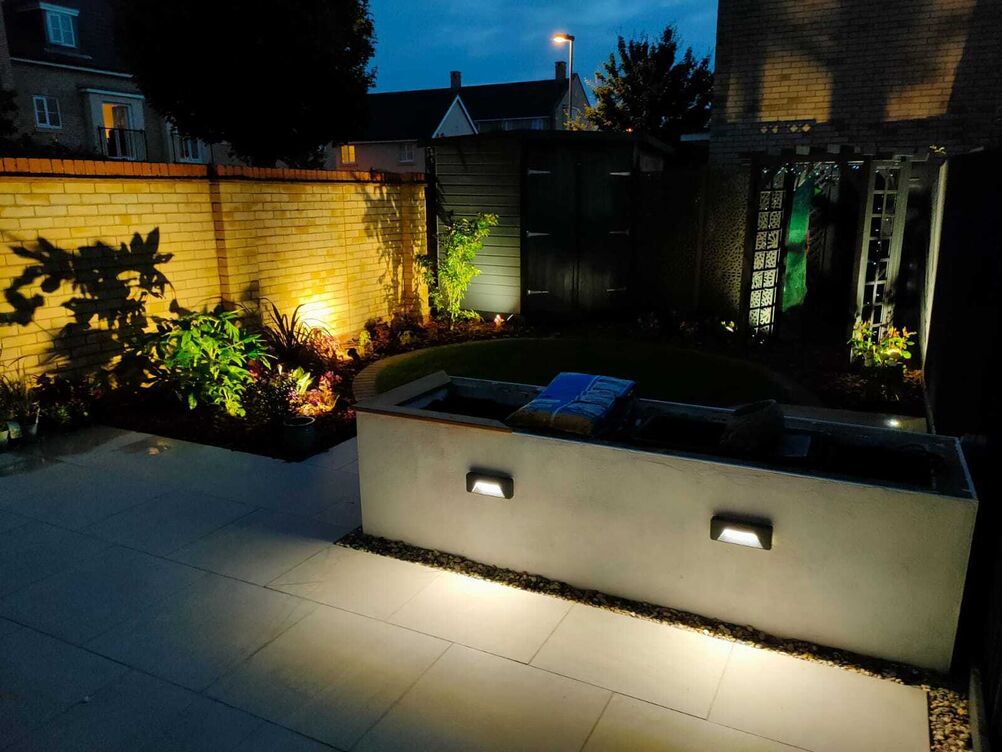 Gallery | Hd Landscaping | Landscape Gardening | Garden Maintenance Leighton Buzzard | Garden Design Bedfordshire