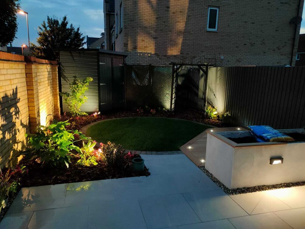 Gallery | Hd Landscaping | Landscape Gardening | Garden Maintenance Leighton Buzzard | Garden Design Bedfordshire