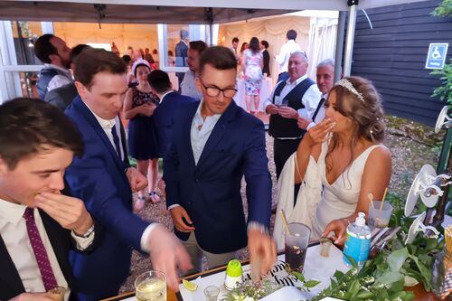 Gallery | Jolly Hucksters Mobile Bar Company | mobile bar Hertfordshire/mobile bar Buckinghamshire/mobile bar Hertfordshire/Wedding bar Buckinghamshire | wedding bar Hertfordshire | Real ale events bar /corporate events Hertfordshire/party bars Buckinghamshire/charity event bars