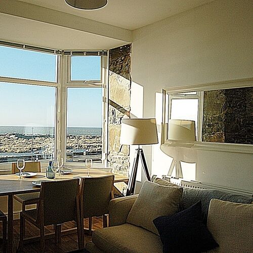 Flat 3 Sunset Beach Apartments 