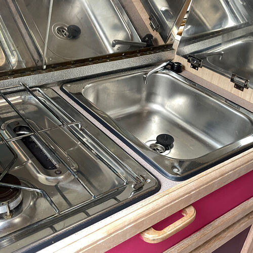 Holdsworth San Remo XL Camper Van 2 Berth - 1995 Renault Trafic 1.7 Petrol 66k miles