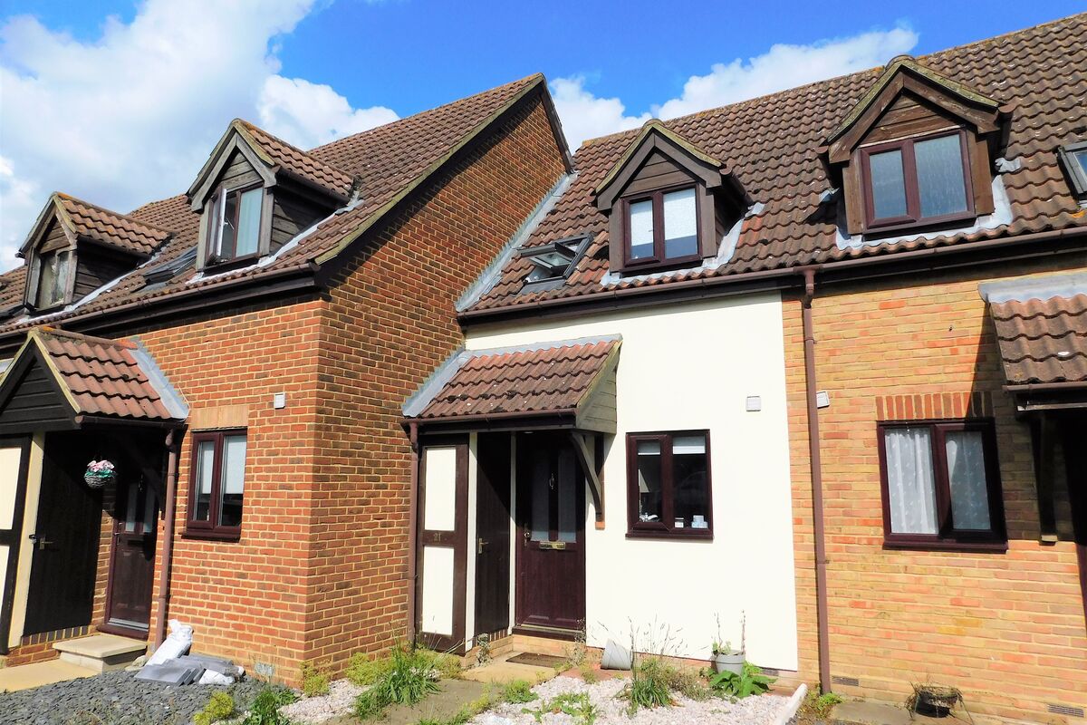 King George Close, Sunbury-On-Thames