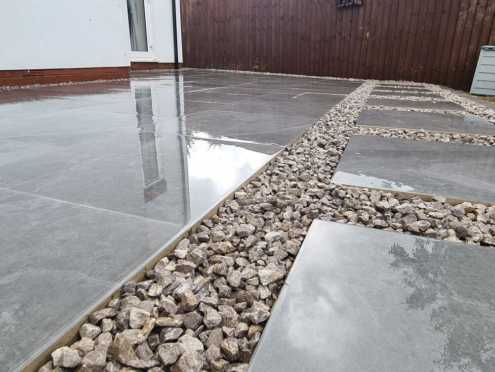 Gallery | Hd Landscaping | Landscape Gardening | Garden Maintenance Leighton Buzzard | Garden Design Bedfordshire