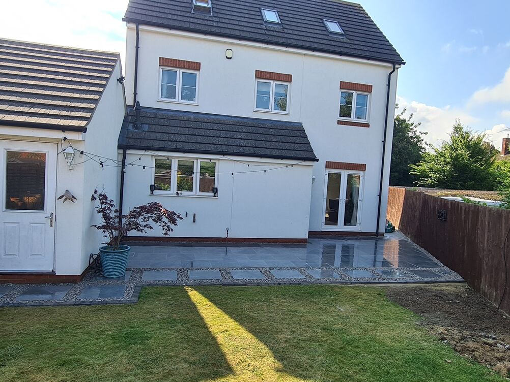 Gallery | Hd Landscaping | Landscape Gardening | Garden Maintenance Leighton Buzzard | Garden Design Bedfordshire