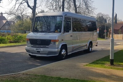 How to find cheap minibus for Heathrow airport