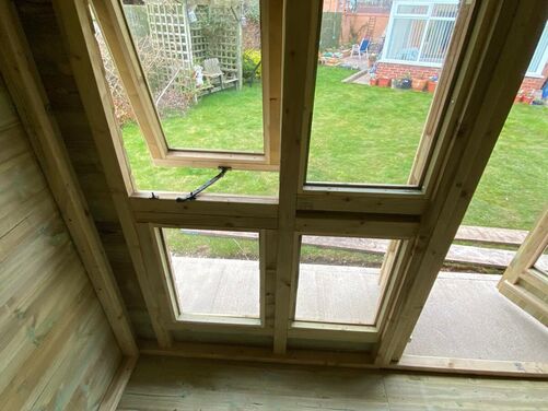 #059 18x10 Apex Reverse SH