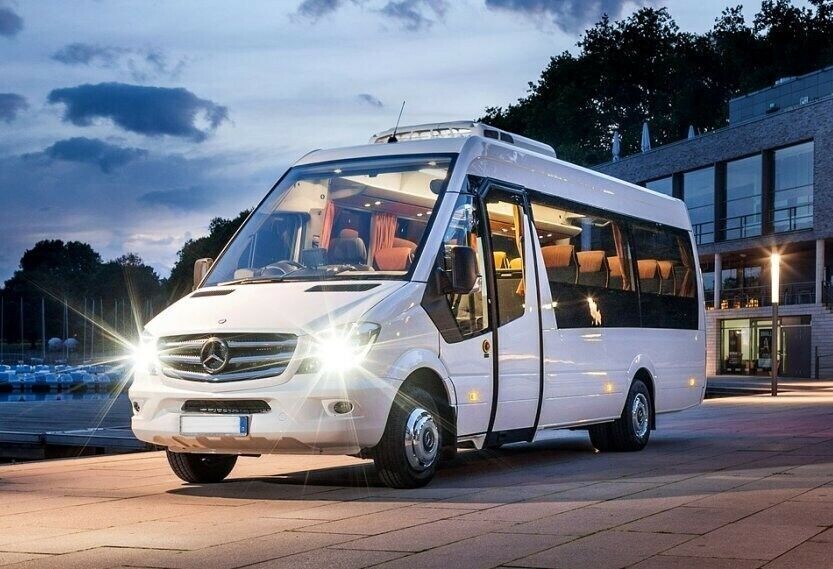 Finding the Services for Minibus Hire with Driver