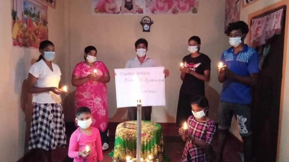 மன்னாரில்  சர்வதேசத்துக்கான கவனயீர்ப்பு நிகழ்வுகள் இல்லங்களில் அமைதியாக நடைபெற்றது