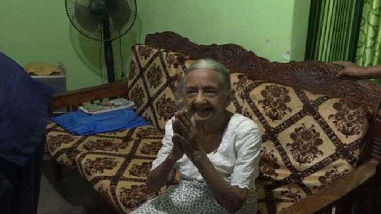 பதுளையைச் சேரந்த 103 வயதுடைய மூதாட்டிக்கு தடுப்பூசி வழங்கப்பட்டுள்ளது