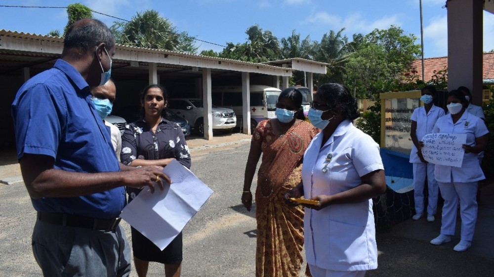 வடக்கு மாகாணம் என்ன ஒரு மாற்றாந் தாயா? - குடும்பநல உத்தியோகத்தர்கள்