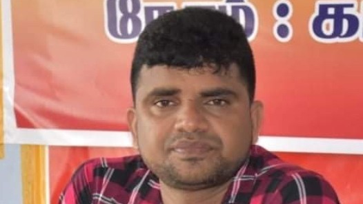 தமிழினத்தை சிங்களவர்கள் கூறுபோடுவதை விட தமிழ்க் கட்சிகளே சிதைத்து விட்டனர் - - வி.எஸ்.சிவகரன்