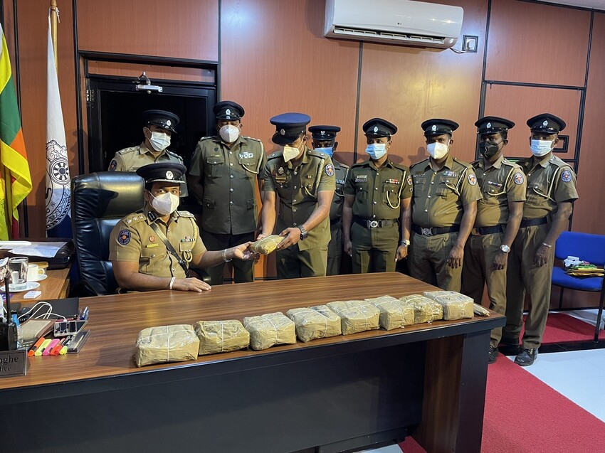 போதை பொருளுடன் தலைமன்னார் கடற்கரையில் நால்வர் கைது!