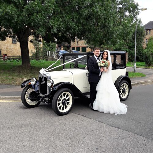 Gallery | Wedding Cars Harpenden, St Albans, Watford, Hemel Hempstead | Heritage Classic Cars