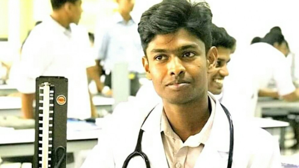 மருத்துவபீட மாணவன் மரணம் தொடர்பில் மர்மம்